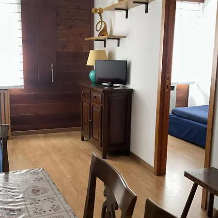 Aparthotel Petit Tibet 3*