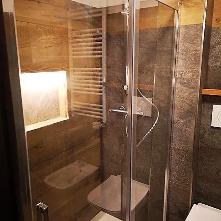 Lejlighedshotel Petit Tibet 3*