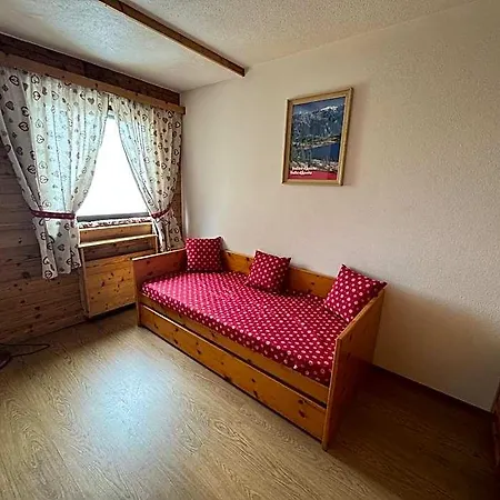 Petit Tibet Apartmanhotel 3*