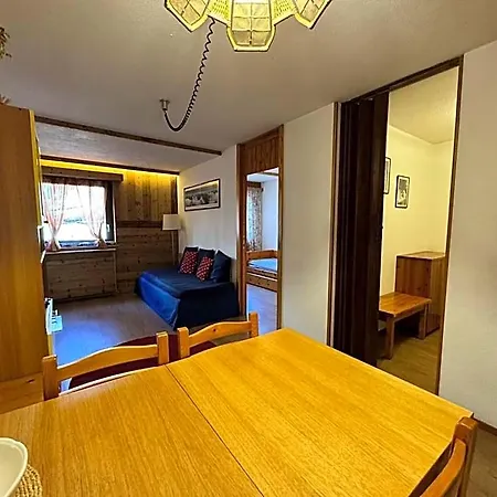 Petit Tibet Apartmanhotel 3*