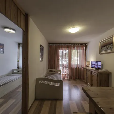 Hotel apartamentowy Petit Tibet