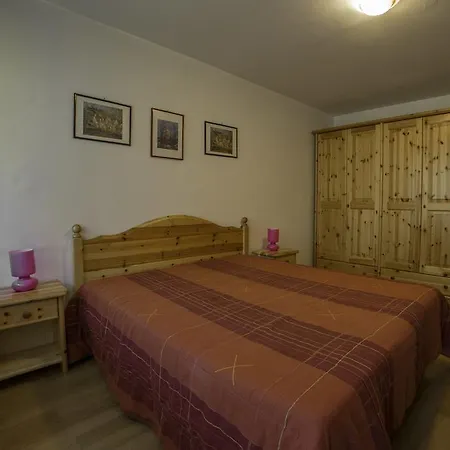 Petit Tibet Apartmanhotel