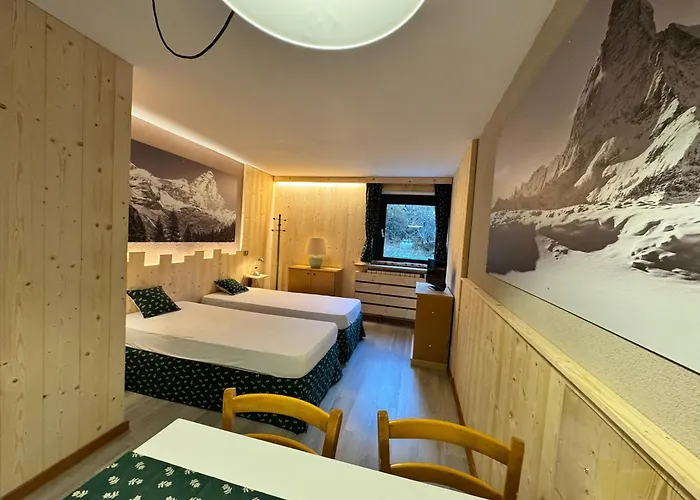 アパートホテル Petit Tibet