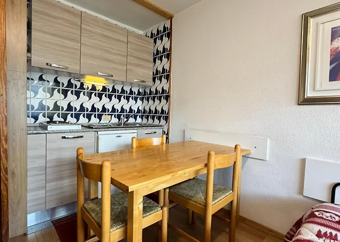 Petit Tibet Aparthotel