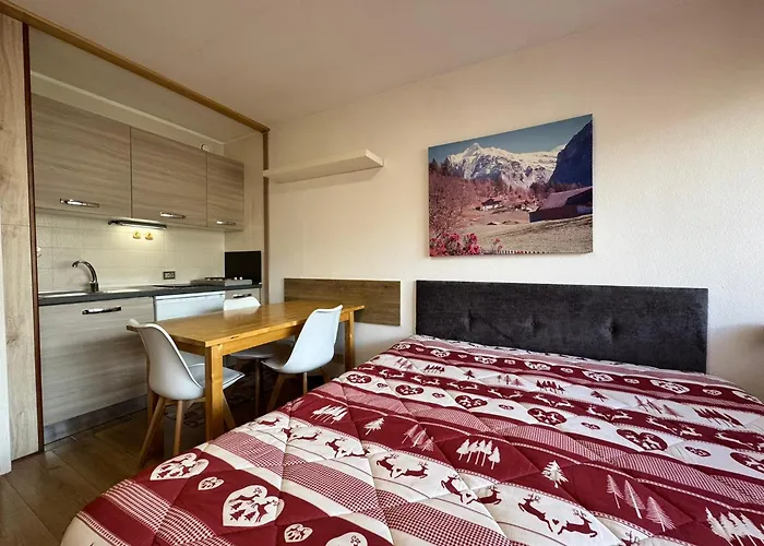 アパートホテル Petit Tibet