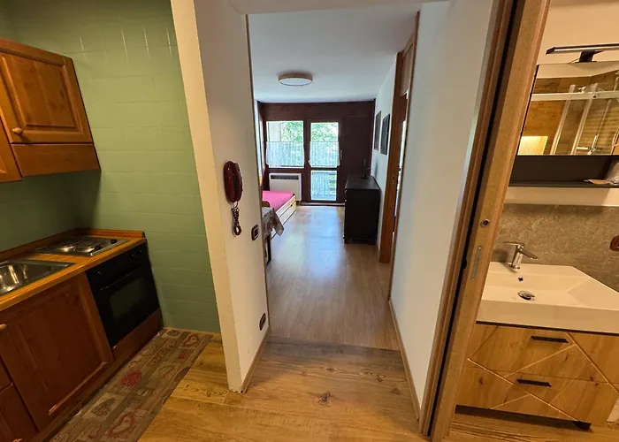 Petit Tibet アパートホテル