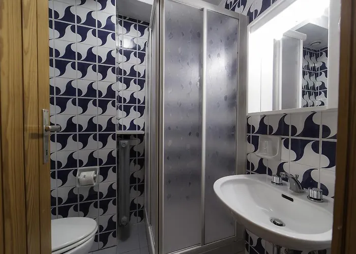 Petit Tibet Aparthotel