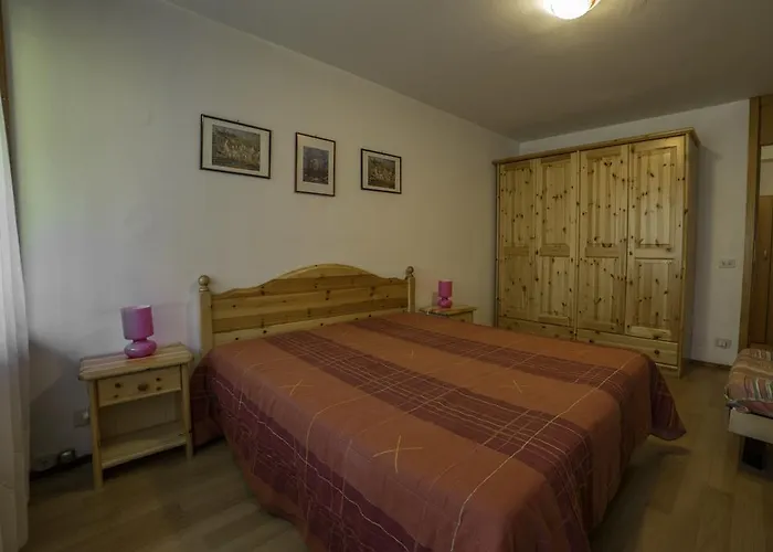 Petit Tibet Aparthotel